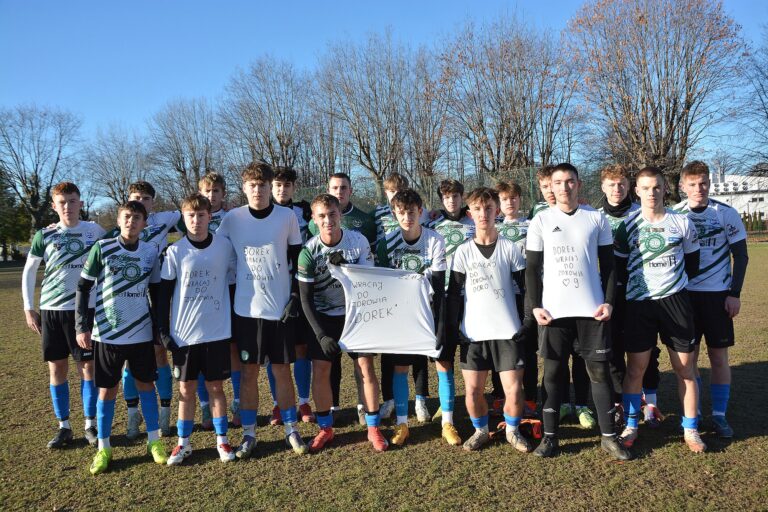 Jesienne ostatki z dedykacją dla kolegi z boiska [FOTO]