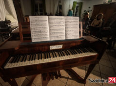 „Z klasyką przez Polskę” w Żarowie. Kameralny koncert już 11 kwietnia