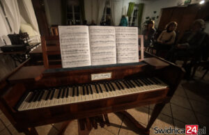 „Z klasyką przez Polskę” w Żarowie. Kameralny koncert już 11 kwietnia