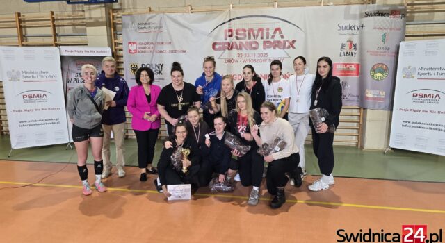 Turniej Siatkówki 23 11 2025 (25)