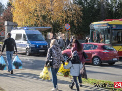 Wszystkich Świętych w Świdnicy. Będą zmiany w organizacji ruchu i dodatkowe linie autobusowe