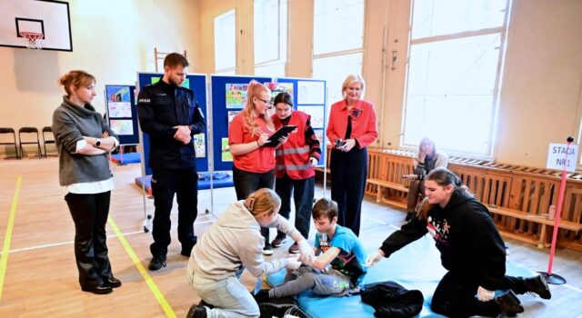 konkurs pierwszej pomocy 2025.11.27-50 konkurs pierwszej pomocy 2025.11.27-50