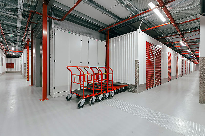 Jaki magazyn self storage wybrać dla małej firmy?