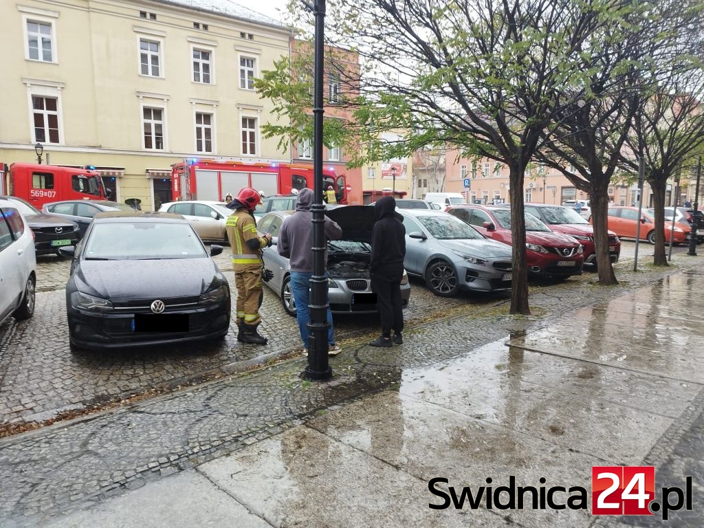 Zadymiło się spod maski BMW [FOTO]