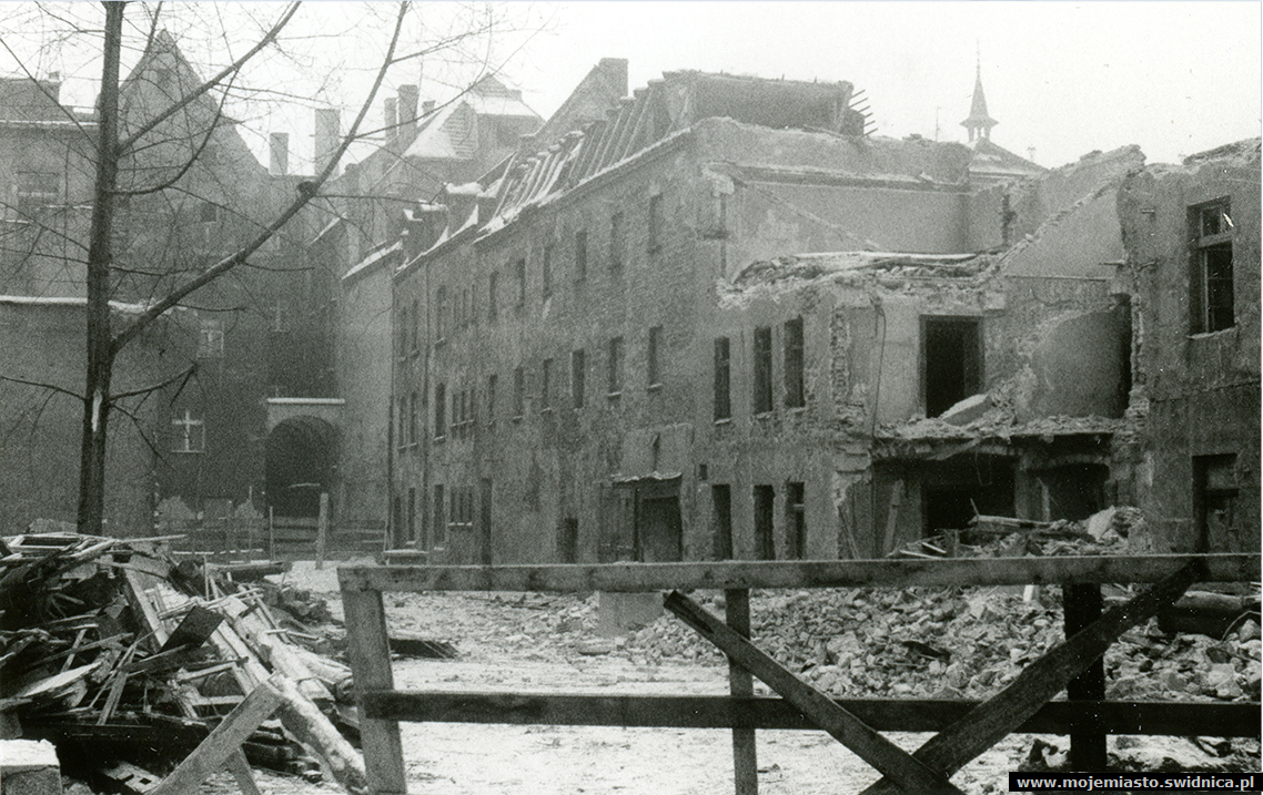 Świdnica wczoraj i dziś. Ulica Świętokrzyska