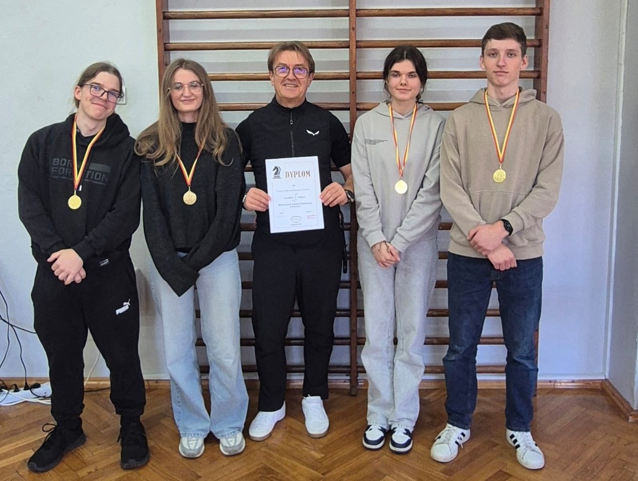 Uczniowie I LO w Świdnicy najlepsi w powiecie i z awansem do finału dolnośląskiego