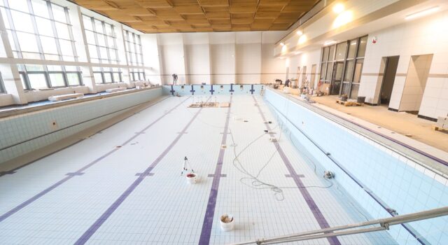 Basen przy „Czwórce” już po przebudowie. Padł termin ponownego otwarcia