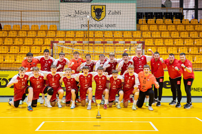 Polacy triumfują, nasz Dawid z czterema trafieniami w kadrze Polski!