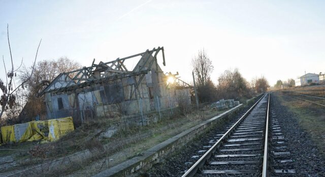 Ostatni pociąg pasażerski jechał tędy 30 lat temu. Wybrano wykonawcę pierwszego etapu rewitalizacji