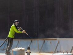 Staliwny śrut do śrutowania powierzchni – jak wybrać odpowiedni? Śrut do śrutowania