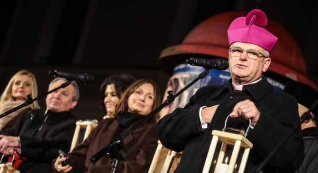 Marek Mendyk o obecnych rządach: „Stajemy się kondominium obcych państw”. Ostry komentarz Gazety Wyborczej