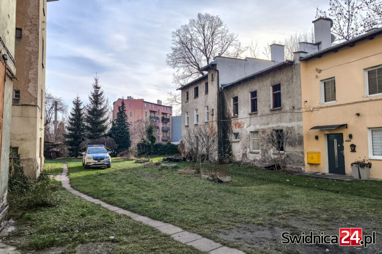 Nocny pożar przy placu Drzymały. Ewakuowano mieszkańców [FOTO]
