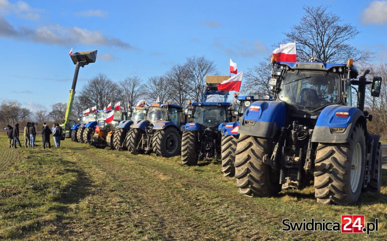Rolnicy wyjechali na drogi. „Domagamy się jednoznacznego i kategorycznego sprzeciwu wobec umowy UE–Mercosur” [FOTO/VIDEO]