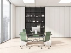 Regały metalowe w biurze – porządek, bezpieczeństwo, wygoda