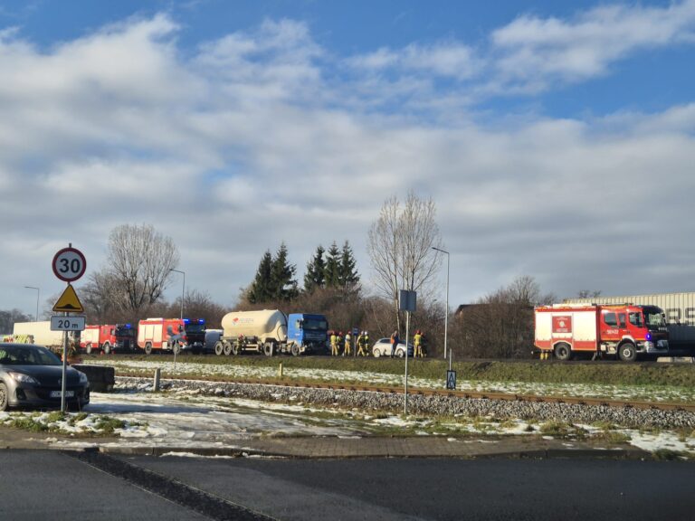 Kolizja dwóch TIR-ów na krajowej 35-tce