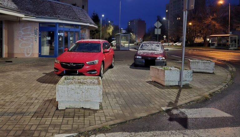 Mistrzowie parkowania [FOTO]