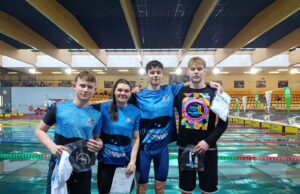 Wyłowili z wody 1,5 tuzina medali