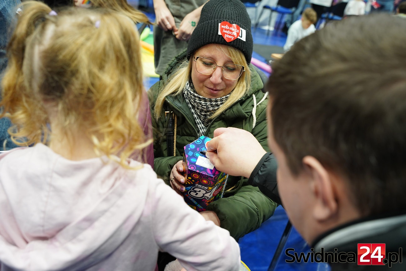 Świebodzice zagrały dla WOŚP aż w trzech miejscach! [FOTO]