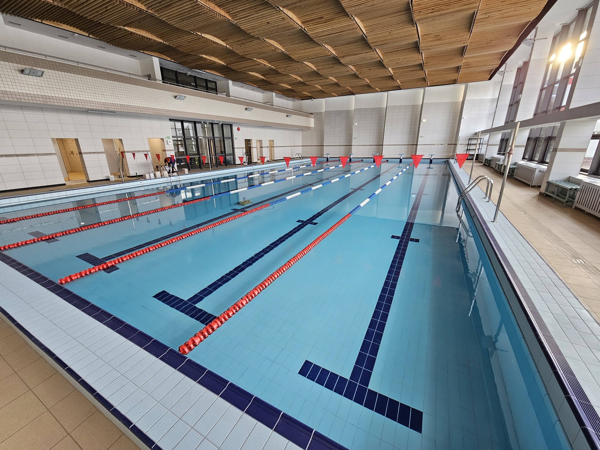 Dzieci w końcu będą mogły korzystać z basenu przy ulicy Marcinkowskiego