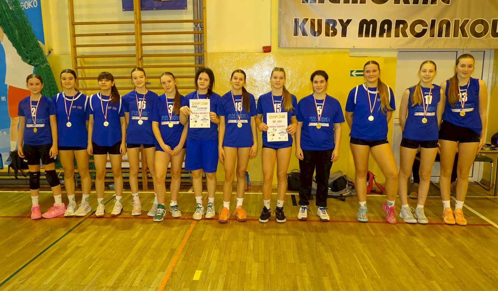 Na starcie zameldowały się tylko trzy ekipy [FOTO/WYNIKI]