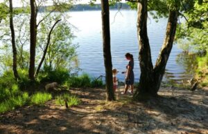 Odpoczywaj tam, gdzie natura spotyka komfort wakacje nad jeziorem