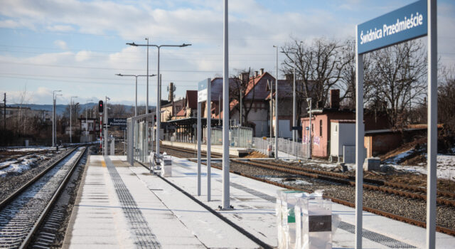 Swidnica Przedmiescie nowy peron 2026.01.04-18