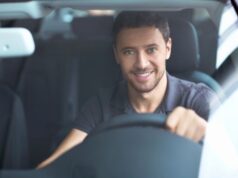 Poradnik dla młodych kierowców: jak znaleźć najtańsze ubezpieczenie OC i zaoszczędzić na starcie?