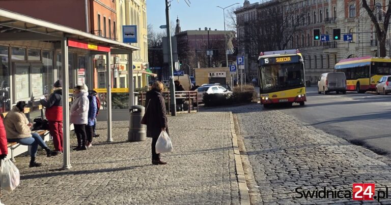 „15” tylko w dni powszednie. Czy możliwa jest zmiana?