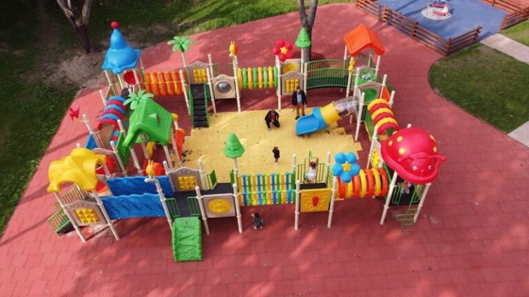 Modernizacja placu zabaw w przedszkolu — Rozwiązania oferowane przez producenta Dr Spil