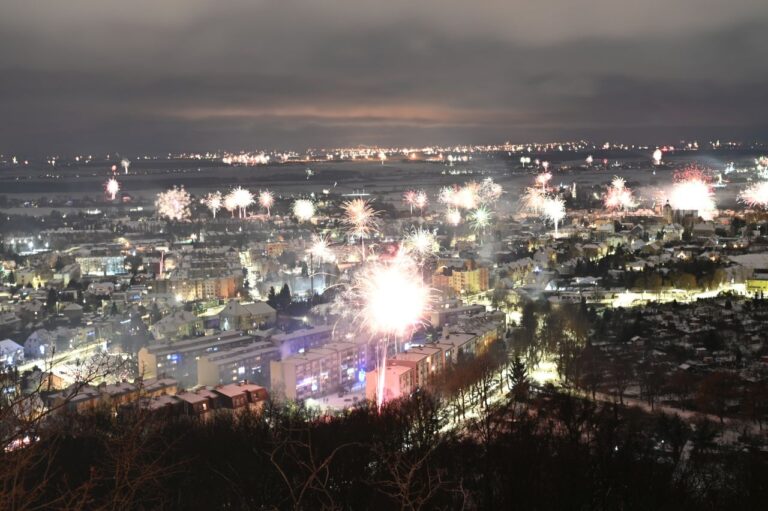 Strzegomianie witali 2026 rok [FOTO/VIDEO]