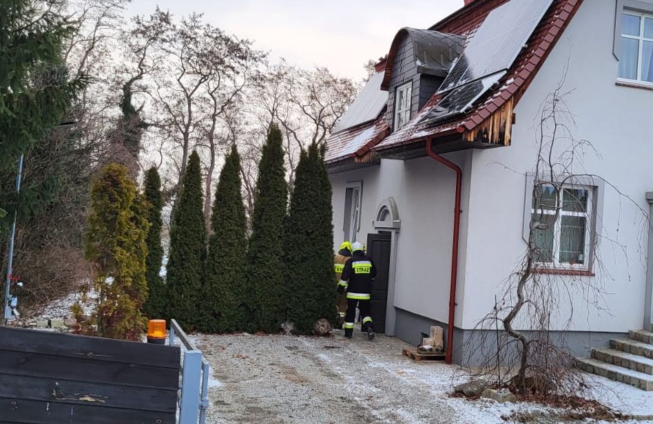Pożar poddasza domu w Boleścinie [FOTO]