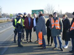Po tragicznej śmierci pieszych mieszkańcy chcą sygnalizacji, jest propozycja piktogramów
