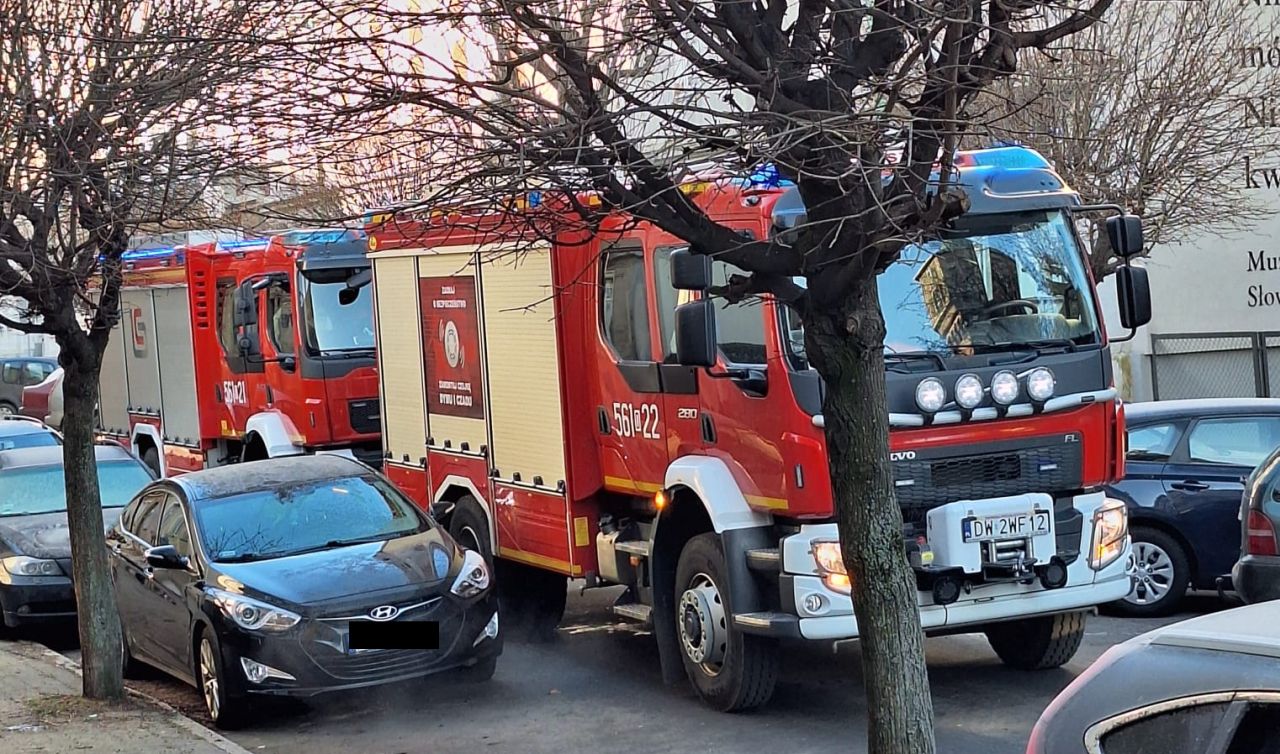 Strażacy interweniowali na ul. Lelewela w Świdnicy