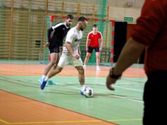 Wektor odjeżdża rywalom