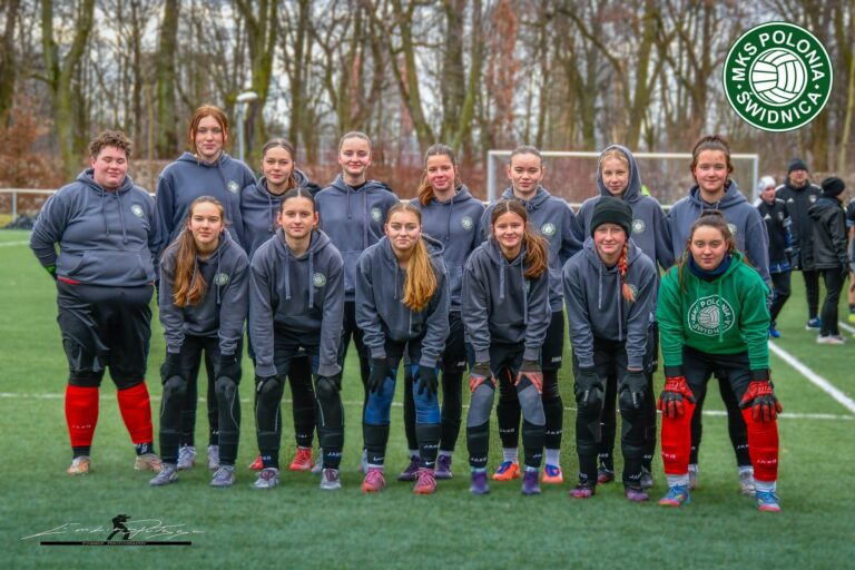 Siedem trafień i hokejowy wynik w Czechach