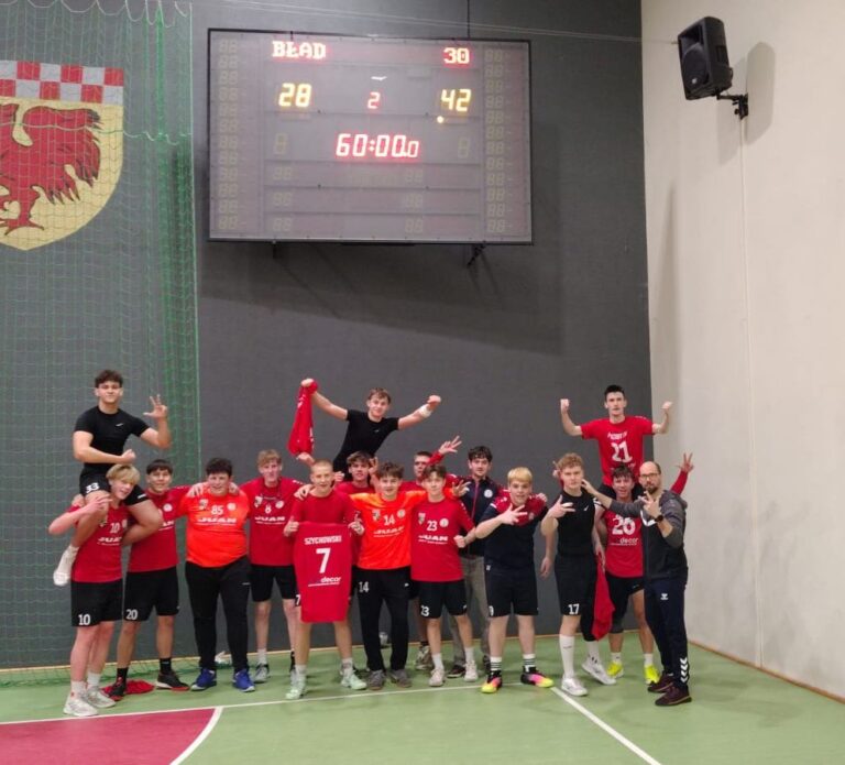 Odrobili zaległości. Pewny triumf w delegacji