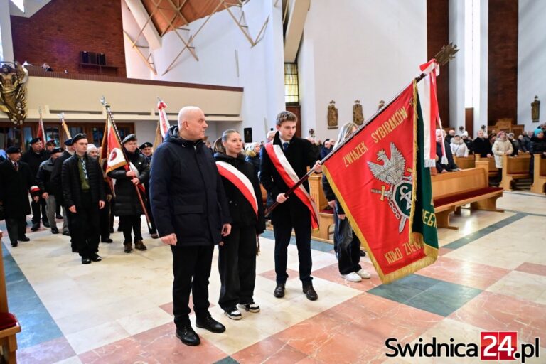 Wielu umarło w drodze, tysiące nie wróciły do kraju. 86. rocznica zsyłek na Sybir [FOTO]