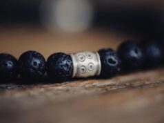 Bransoletka szczęścia – wyjątkowy dodatek z osobistym znaczeniem