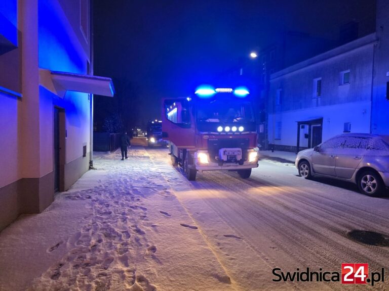 Strażacy interweniowali na ul. Kliczkowskiej w Świdnicy