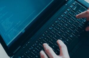 Automatyzacja procesów w firmie: Dlaczego warto ją wdrożyć i jak to zrobić w kilku krokach?