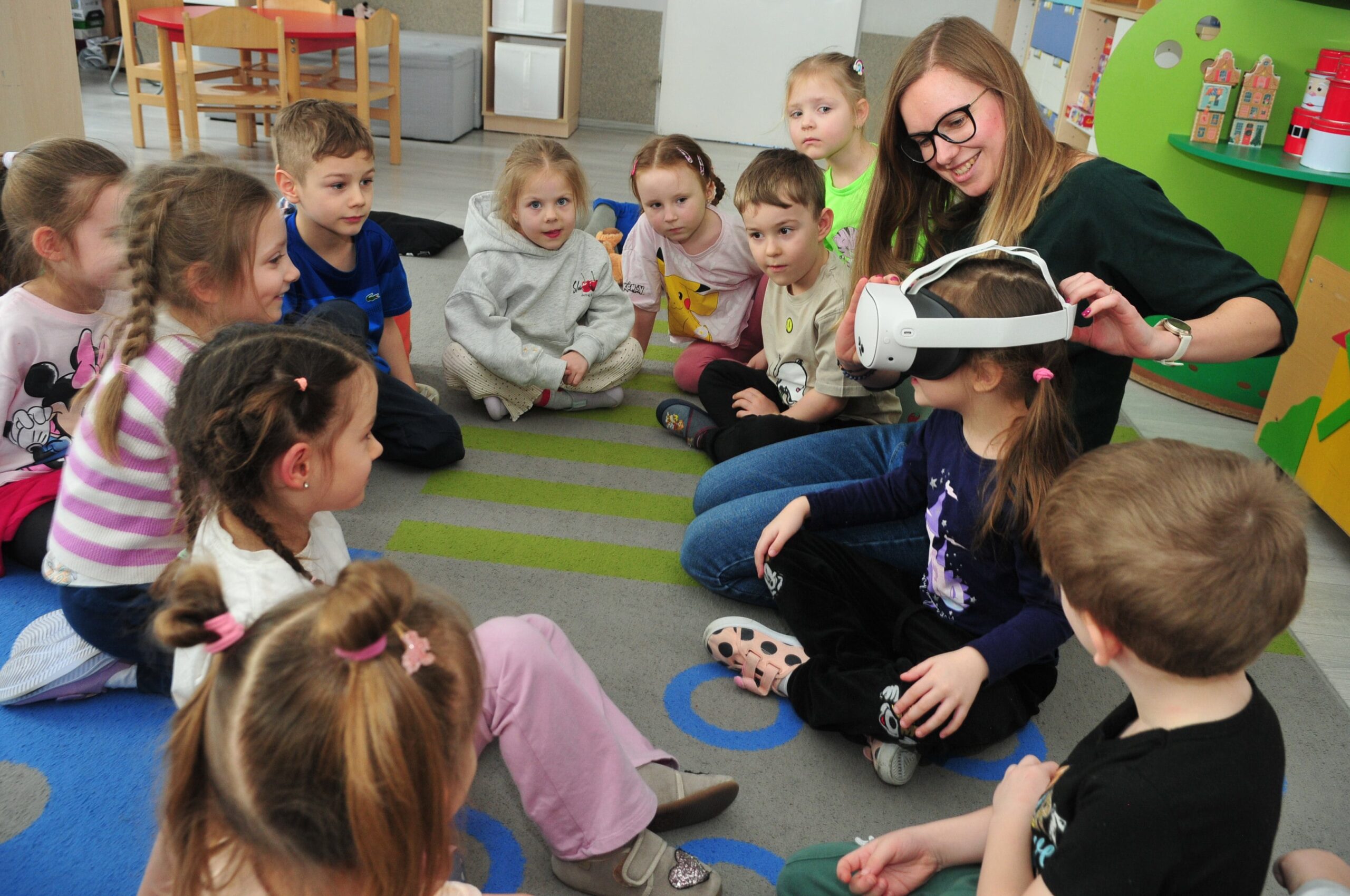 „Świdnickie przedszkolaki odkrywają świat”. Miejskie placówki z nowoczesnym wyposażeniem [FOTO]