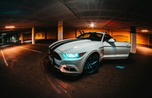 Auta z USA – jak sprawdzić historię pojazdu i uniknąć kosztownych błędów przy zakupie?