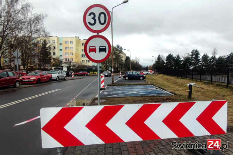 Uwagi mieszkańców przyniosą efekt? Nowy parking ma zrekompensować likwidowane miejsca postojowe