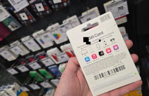 Miłość z internetu kosztuje. Policja ostrzega, sprzedawcy kart bezsilni