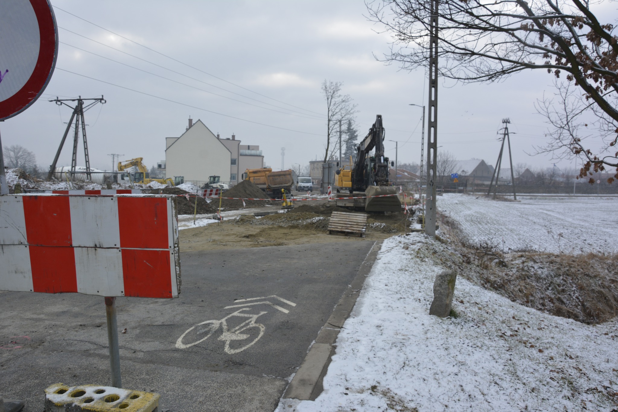 Trwa przebudowa ulicy Parkowej w Strzegomiu [FOTO]