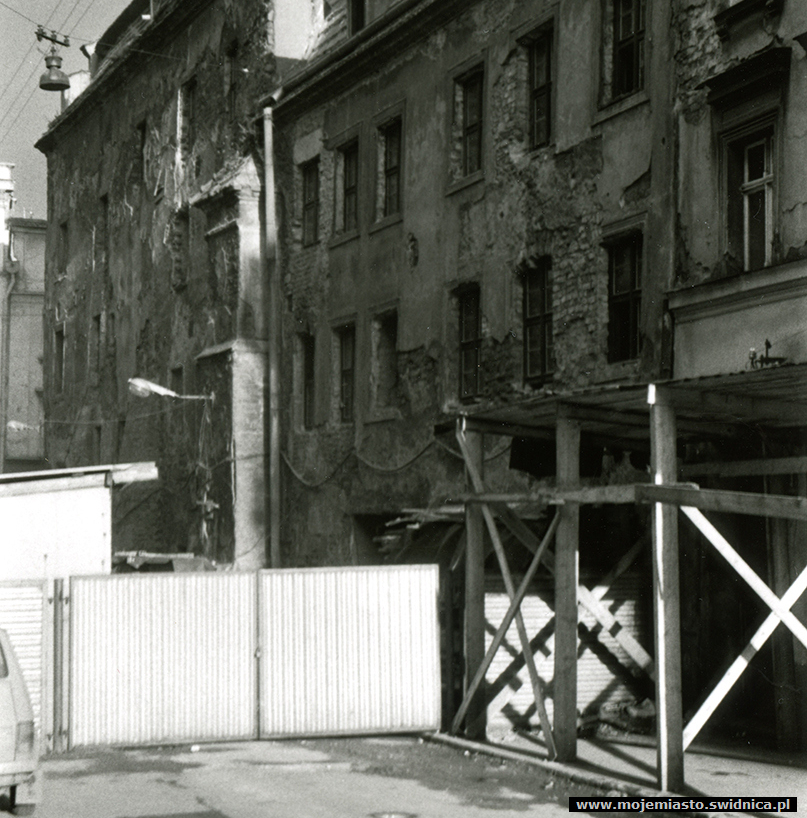 Świdnica wczoraj i dziś. Ulica Trybunalska