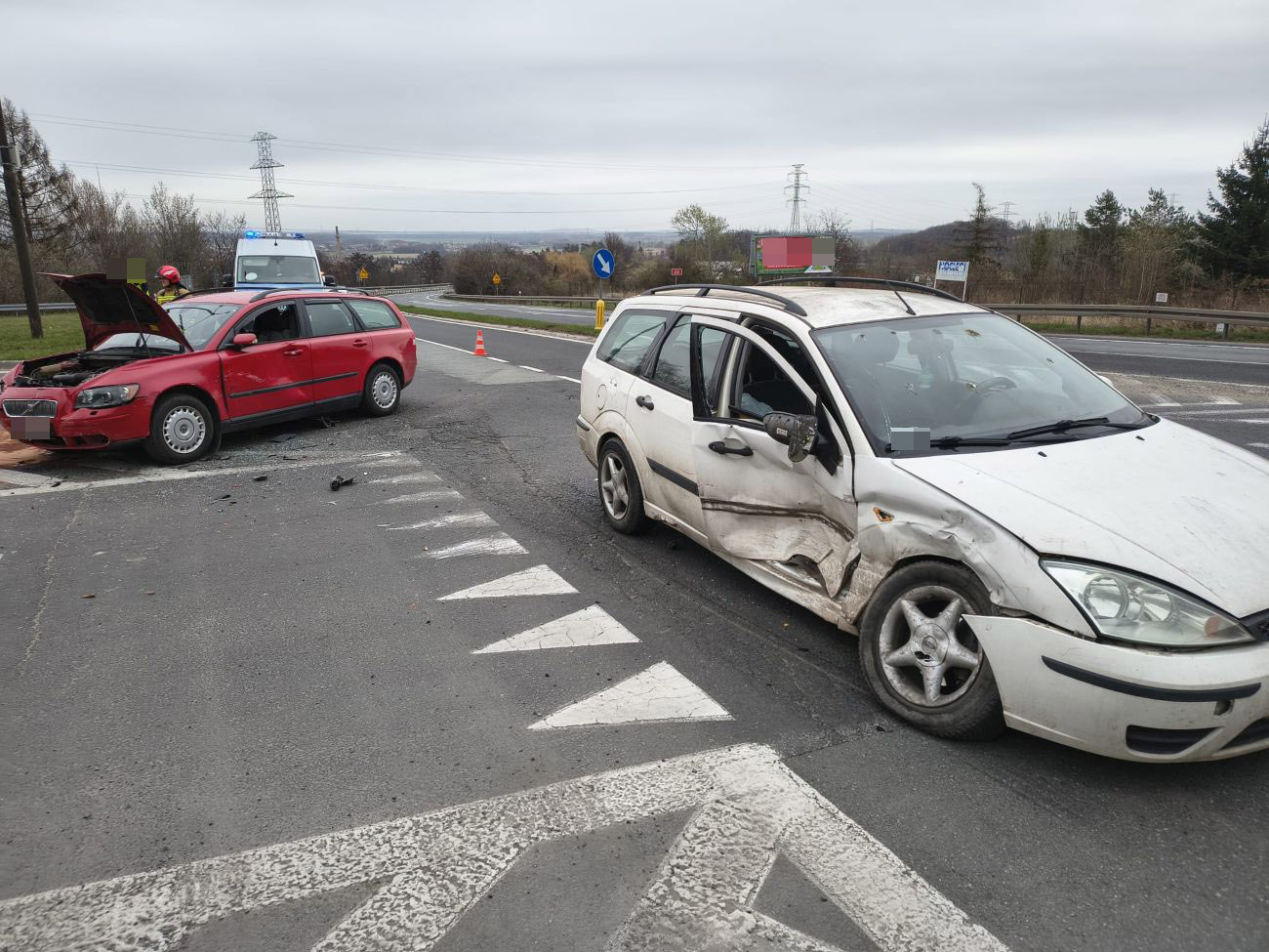 Zderzenie dwóch pojazdów, jeden kierowca po spożyciu alkoholu [FOTO]