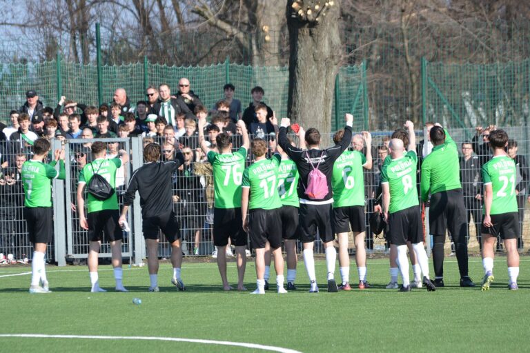 Trzy gole i pełna pula biało-zielonych [FOTO]