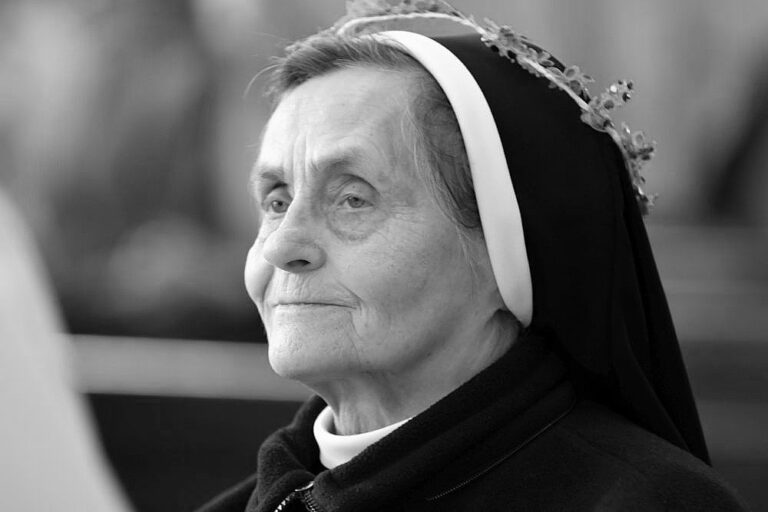Odeszła siostra Chryzanta Wikarska