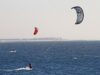 Jak wybrać najlepszy sprzęt do kitesurfingu dla początkujących?